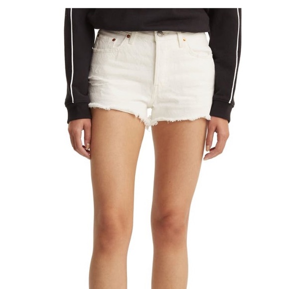 Levi’s 501 White Cutoff Denim Shorts - Picture 3 of 3
